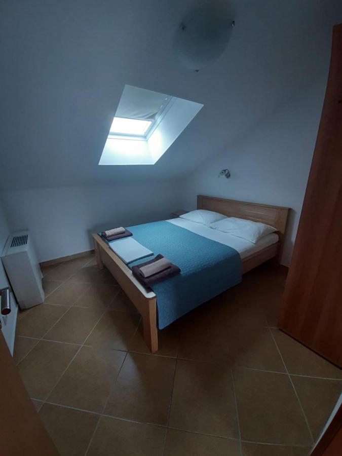 Apartments Nina プロマイナ エクステリア 写真