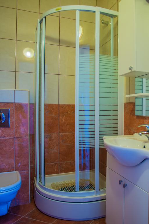 Apartments Nina プロマイナ エクステリア 写真